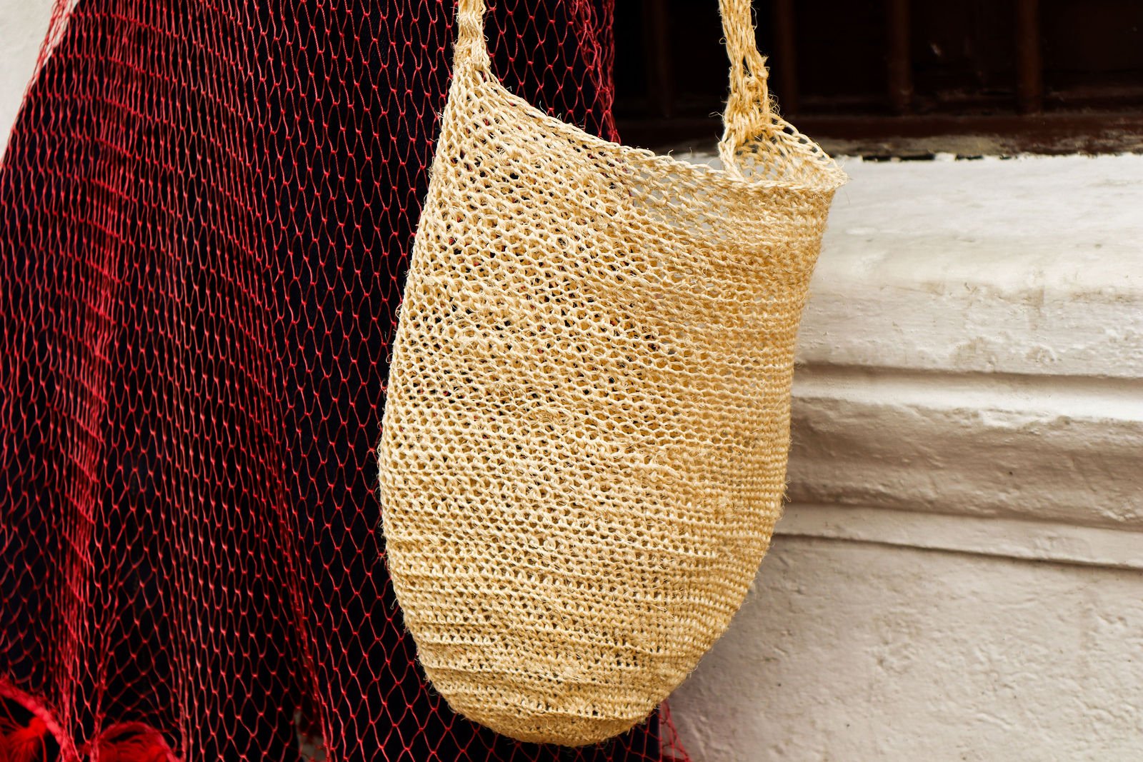 Detalle: Pescador, Bolso de caña