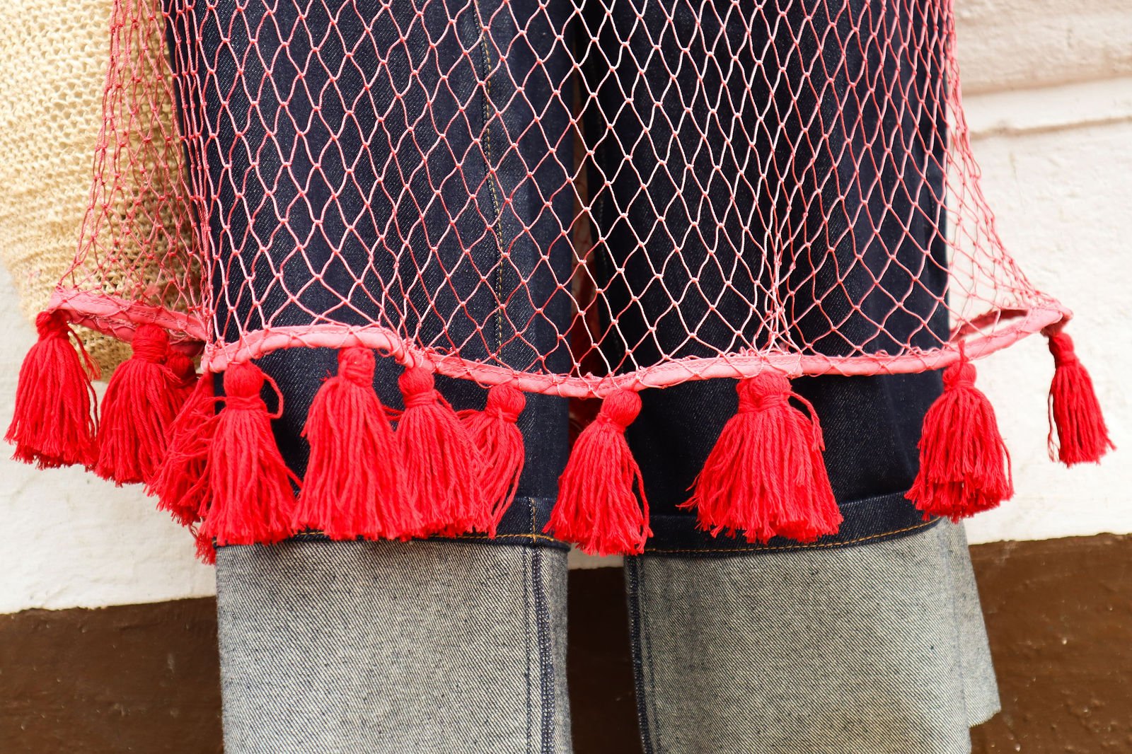 Detalle: Pescador, Red con borlas